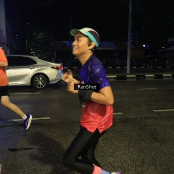Runner Photo 7894753