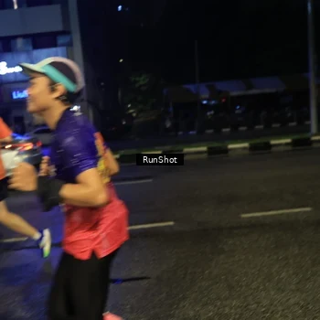 Runner Photo 7894770