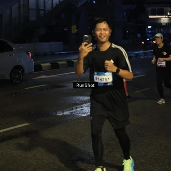Runner Photo 7894787