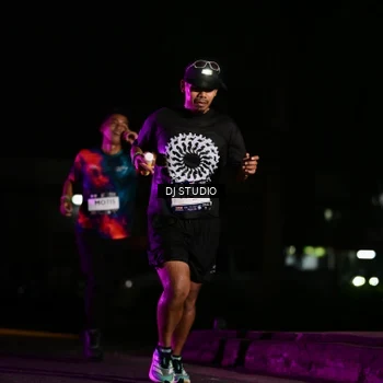 Runner Photo 7894798
