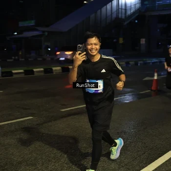 Runner Photo 7894806
