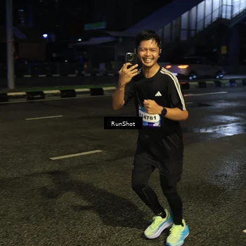 Runner Photo 7894816