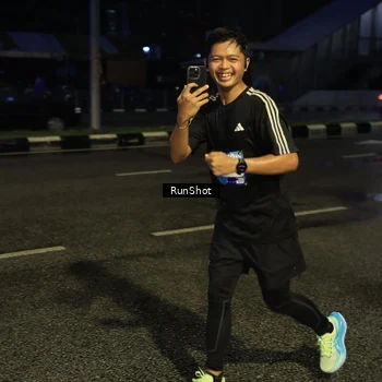 Runner Photo 7894825