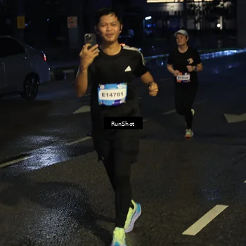 Runner Photo 7894832