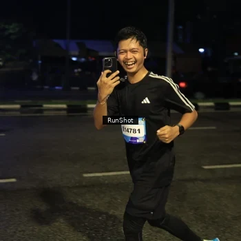 Runner Photo 7894838