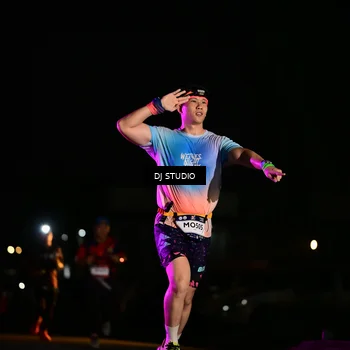 Runner Photo 7894843