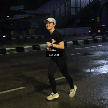 Runner Photo 7894846