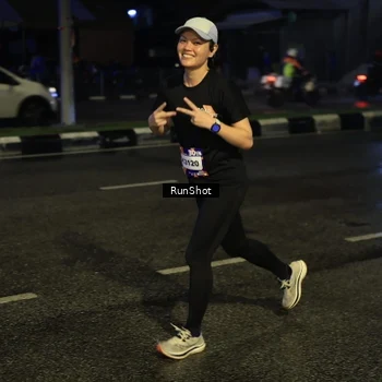 Runner Photo 7894861