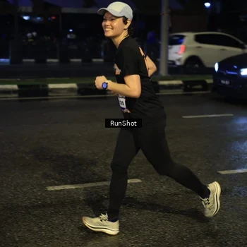 Runner Photo 7894874