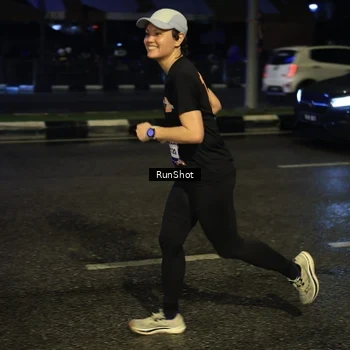 Runner Photo 7894876