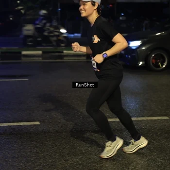 Runner Photo 7894883