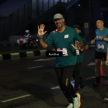 Runner Photo 7894898