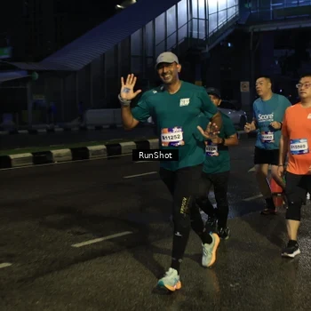 Runner Photo 7894903