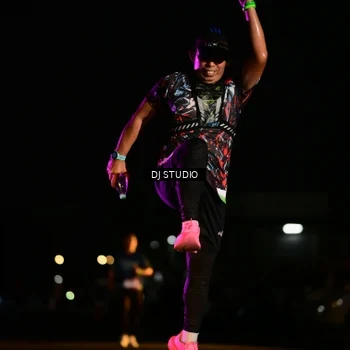 Runner Photo 7894905