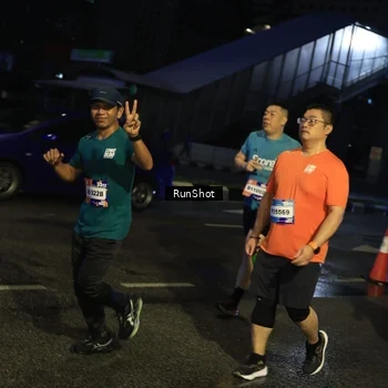 Runner Photo 7894938