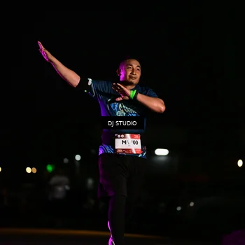 Runner Photo 7894945