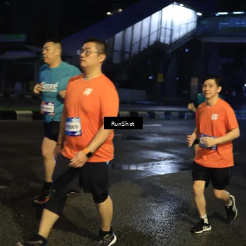 Runner Photo 7894970