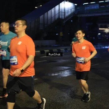 Runner Photo 7894974