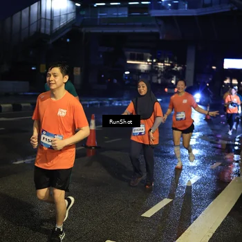 Runner Photo 7894980