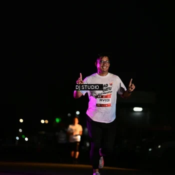 Runner Photo 7894983