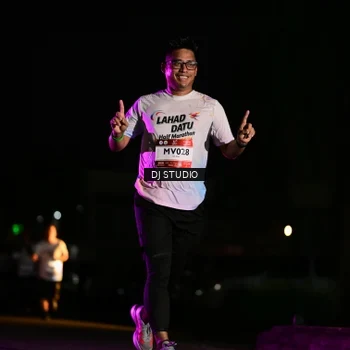 Runner Photo 7894984
