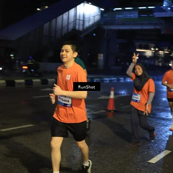 Runner Photo 7894989