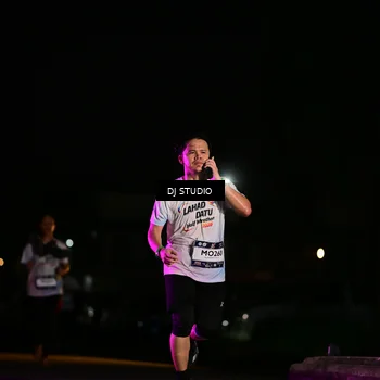 Runner Photo 7895001