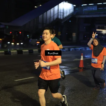 Runner Photo 7895010