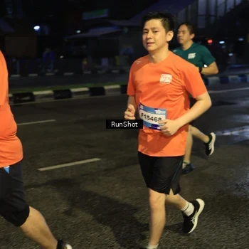 Runner Photo 7895014
