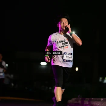 Runner Photo 7895016