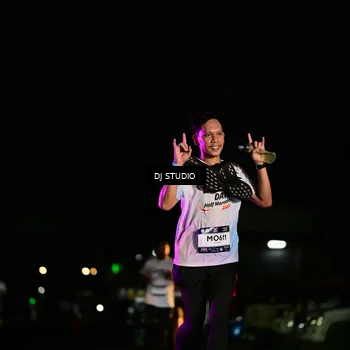 Runner Photo 7895023