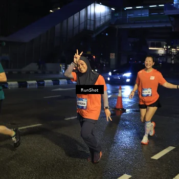 Runner Photo 7895024