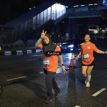 Runner Photo 7895029