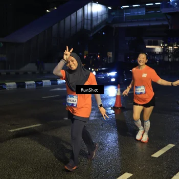 Runner Photo 7895036
