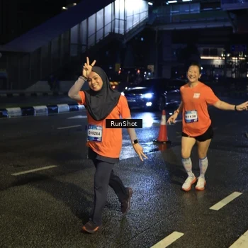 Runner Photo 7895040