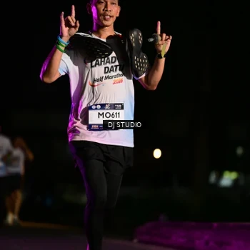 Runner Photo 7895043