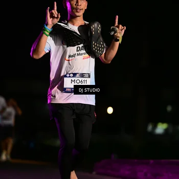 Runner Photo 7895048