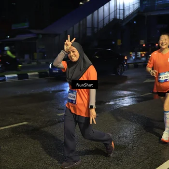 Runner Photo 7895051