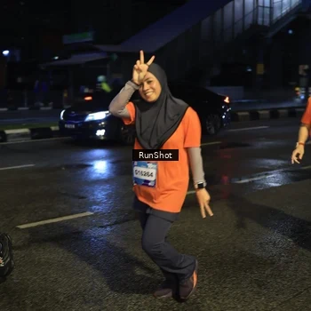 Runner Photo 7895052