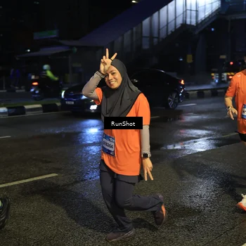 Runner Photo 7895054