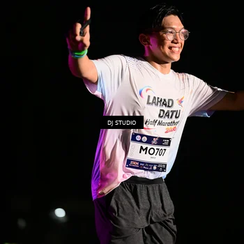 Runner Photo 7895067