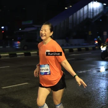 Runner Photo 7895089