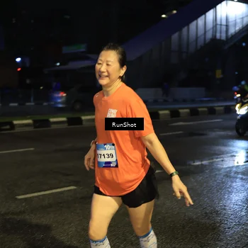 Runner Photo 7895090