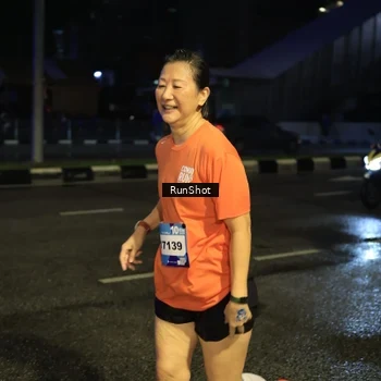 Runner Photo 7895101