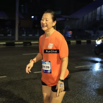 Runner Photo 7895104