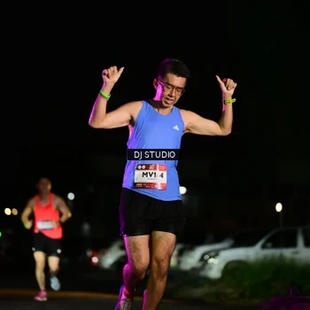 Runner Photo 7895105