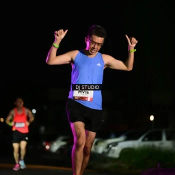 Runner Photo 7895110