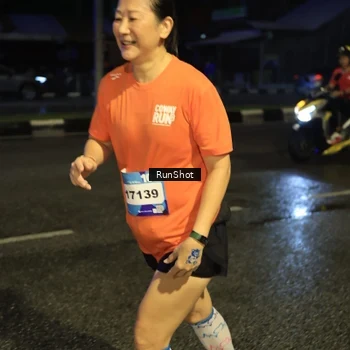 Runner Photo 7895112