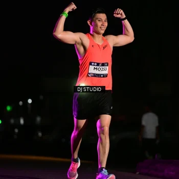 Runner Photo 7895135