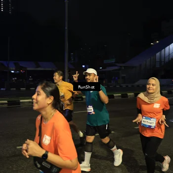 Runner Photo 7895157